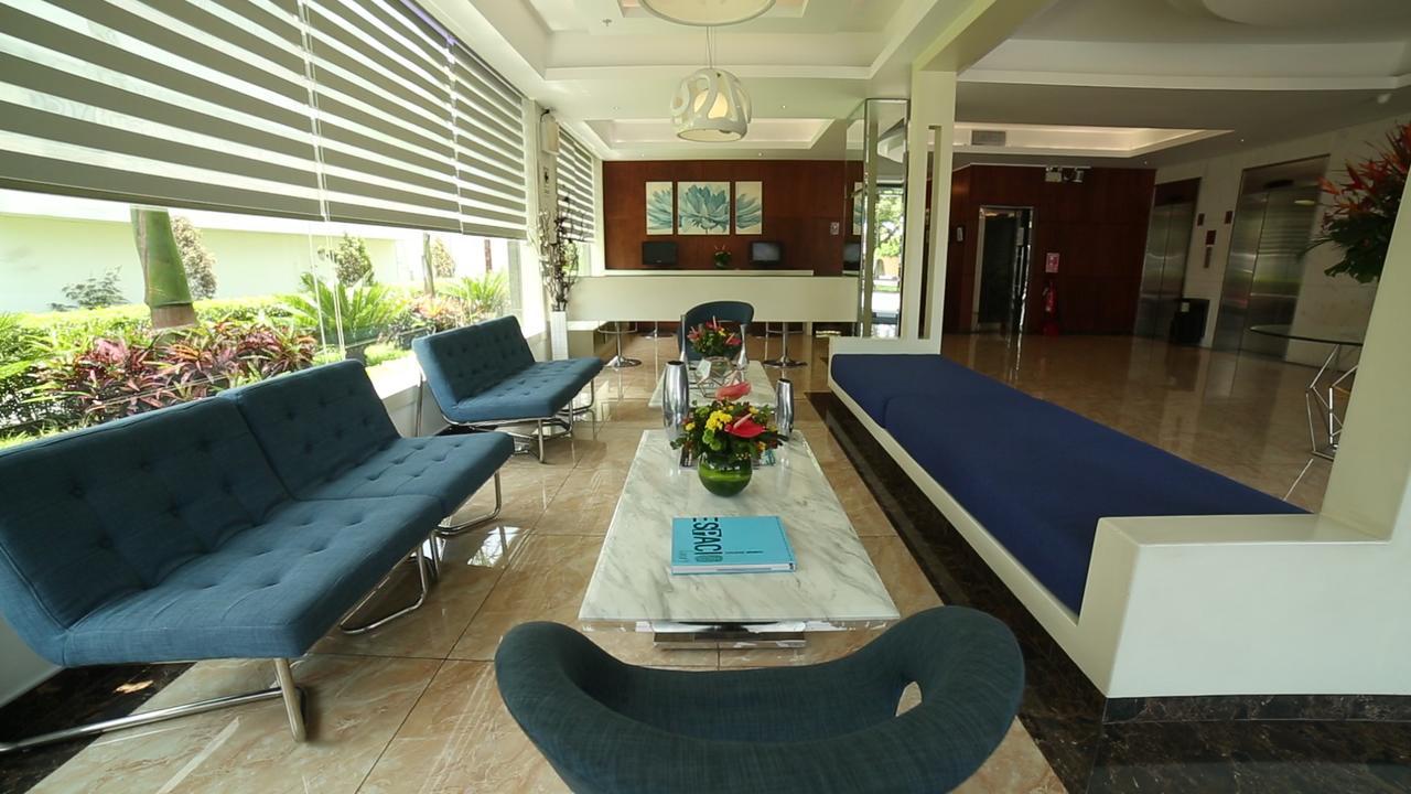 לימה Lyz Business Hotel מראה חיצוני תמונה